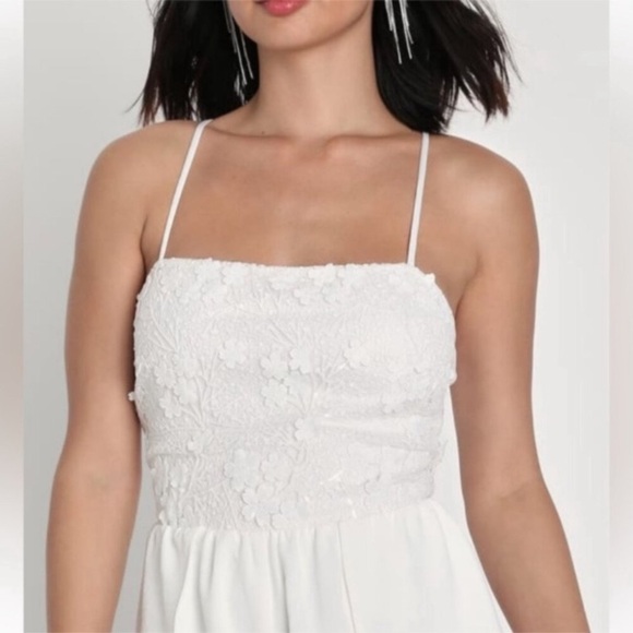 Lulus Elegant White Lace Romper size M - Picture 5 of 7